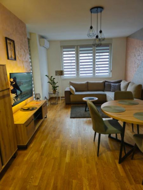 Apartment Ela